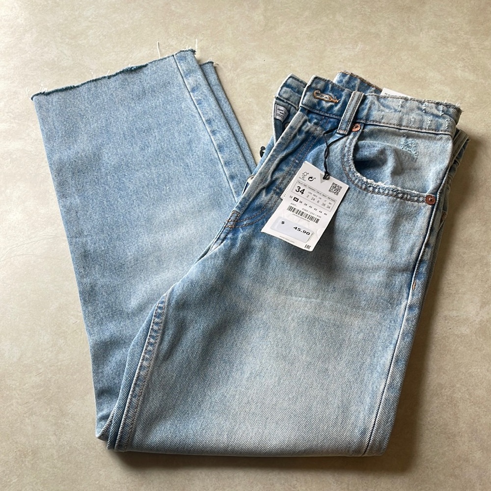 Zara Hi-Rise Ankle Length Jeans